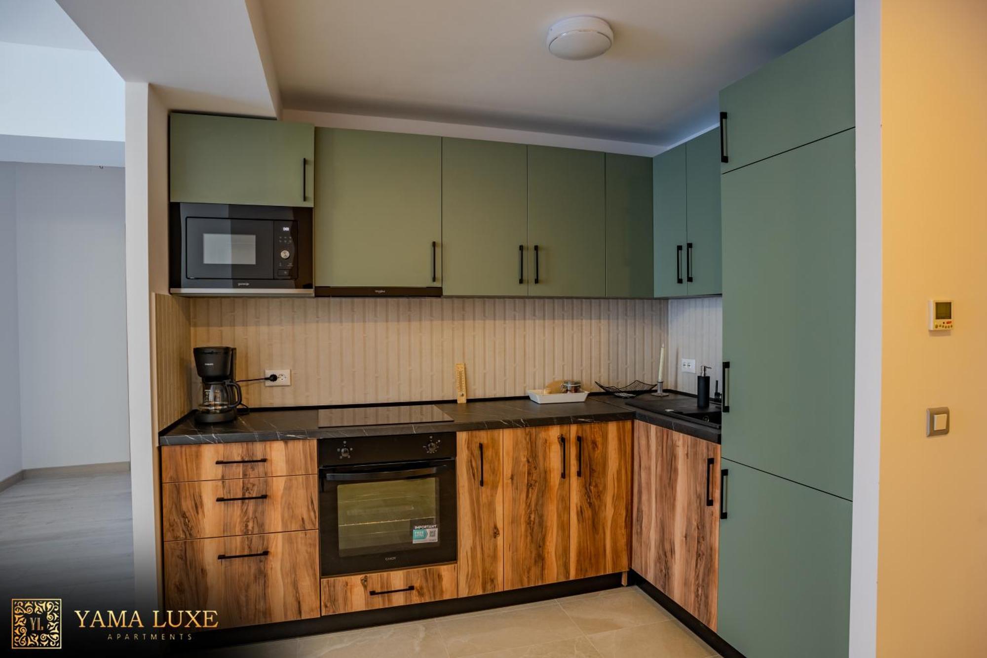 Yamaluxe Apartments - Blue & Pink Vibes Bucharest Exterior photo